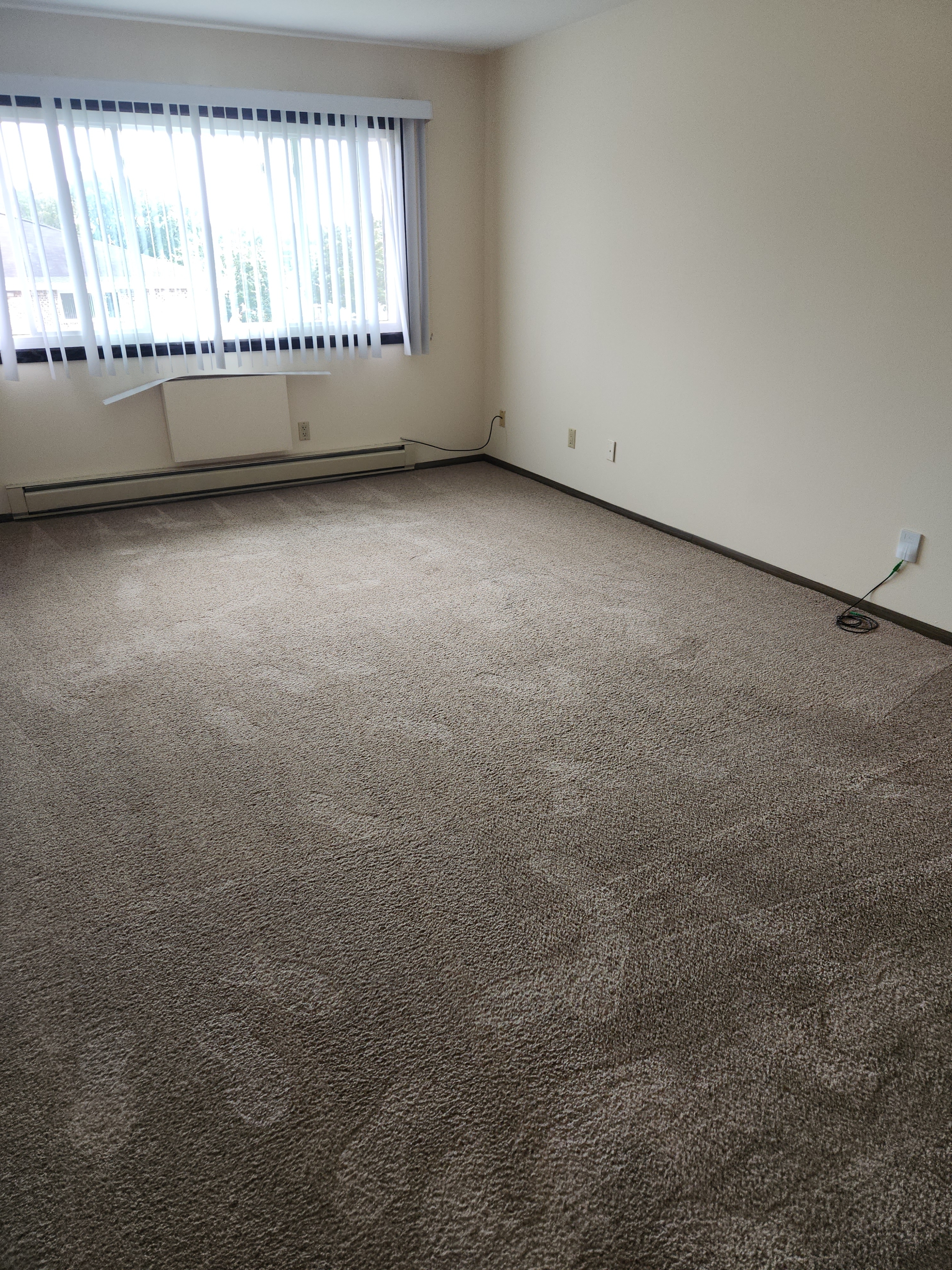207 W. Eldred St. #12